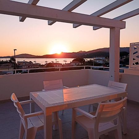 Welcomely - White Terrace - Condominio Acqualife Cannigione Εξωτερικό φωτογραφία